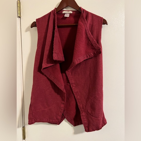 Prairie Underground Maroon Waterfall Vest - Picture 7 of 10